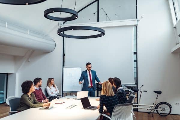 Comment augmenter la productivité de son entreprise avec un TBI ?