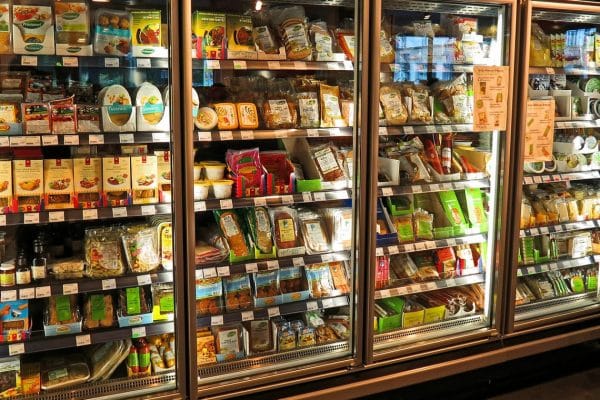 Vitrine réfrigérée à poser : comment bien choisir la vôtre ?